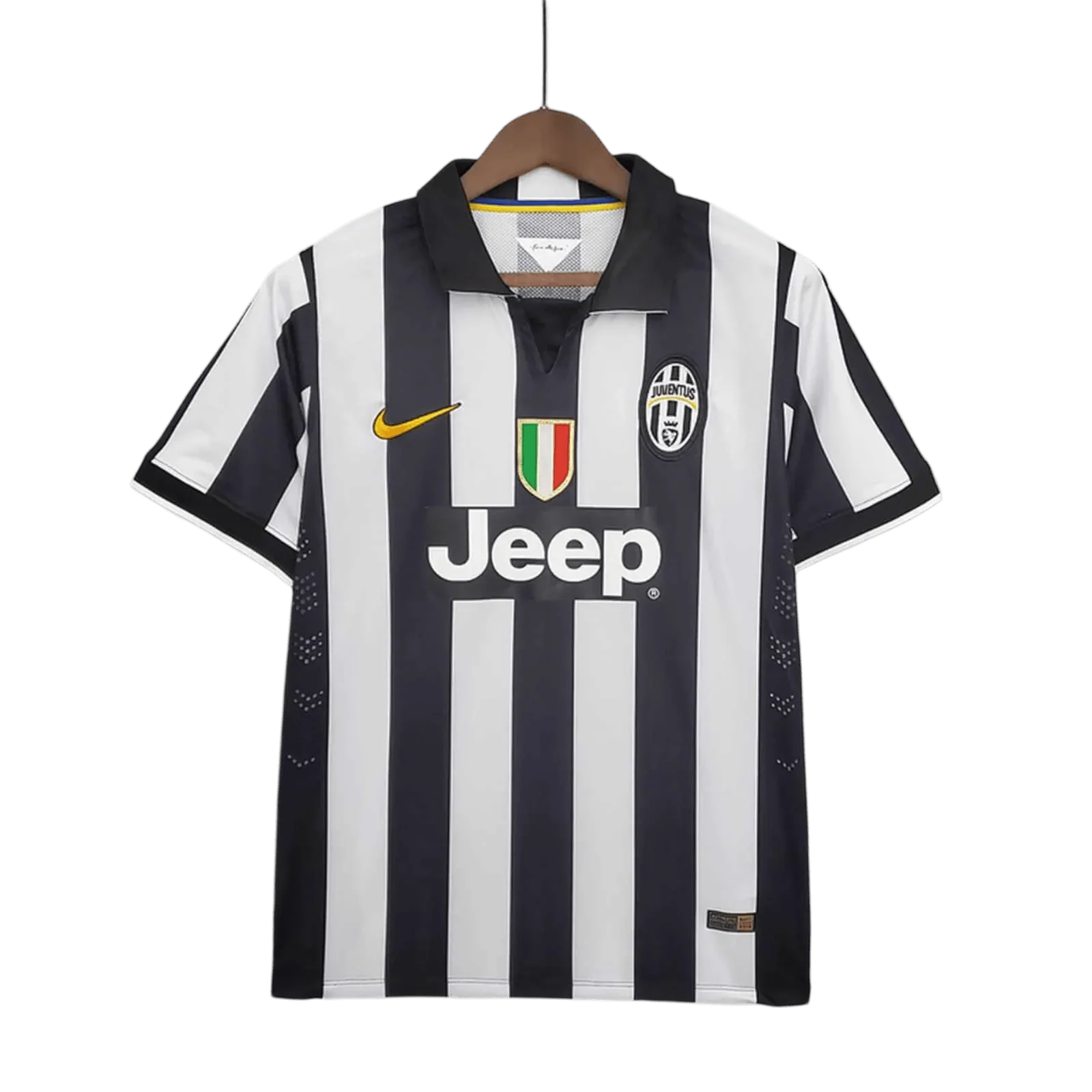 https://cdn.shopify.com/s/files/1/0826/7228/8075/files/20142015-juventus-jeep-home-retro-kit-231484.webp?v=1741197283