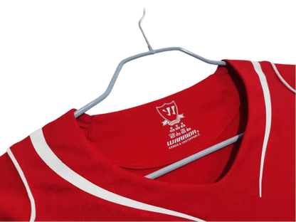 https://cdn.shopify.com/s/files/1/0826/7228/8075/files/20142015-liverpooi-standard-chartered-home-retro-kit-classickits433-380223.webp?v=1741197834