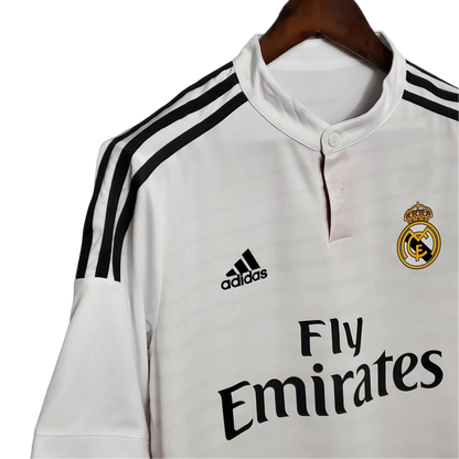 https://cdn.shopify.com/s/files/1/0826/7228/8075/files/20142015-real-madrid-fly-emirates-home-retro-kit-784537.webp?v=1741197449