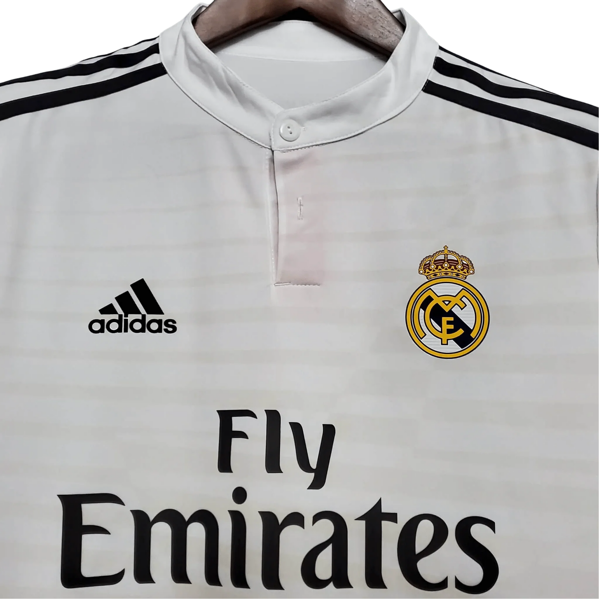 https://cdn.shopify.com/s/files/1/0826/7228/8075/files/20142015-real-madrid-fly-emirates-home-retro-kit-976904.webp?v=1741197450