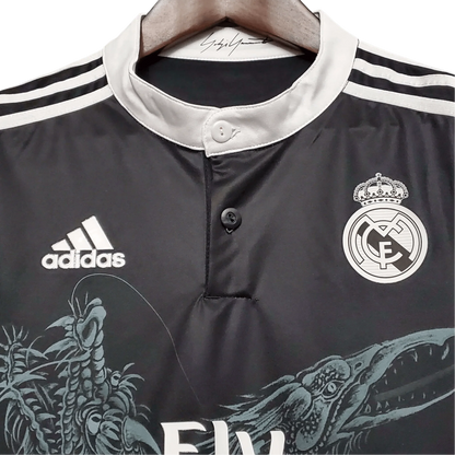 https://cdn.shopify.com/s/files/1/0826/7228/8075/files/20142015-real-madrid-fly-emirates-third-retro-kit-short-sleeves-748147.webp?v=1741197488