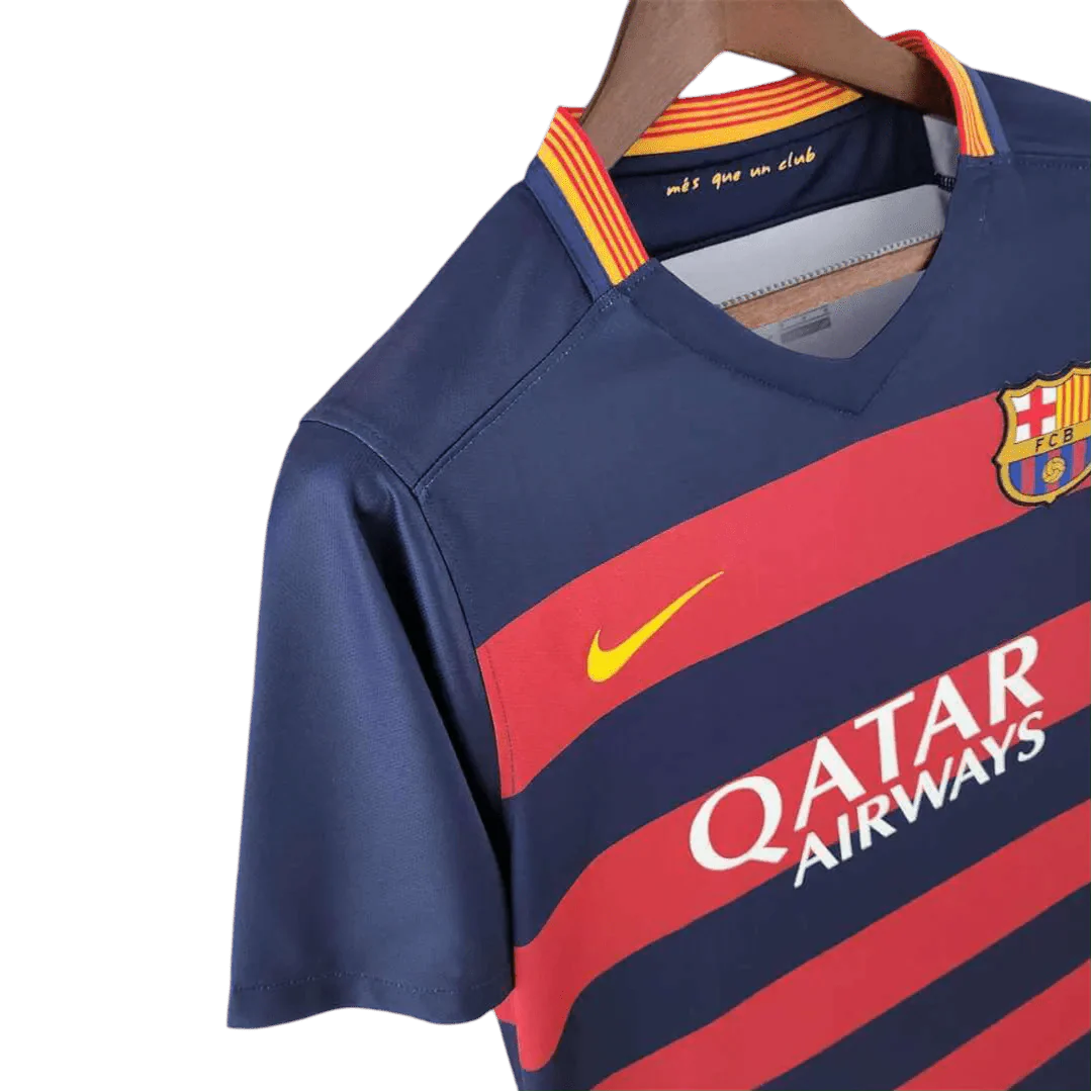 https://cdn.shopify.com/s/files/1/0826/7228/8075/files/20152016-fc-barcelona-qatar-airways-home-retro-kit-classickits433-304529.webp?v=1741197607