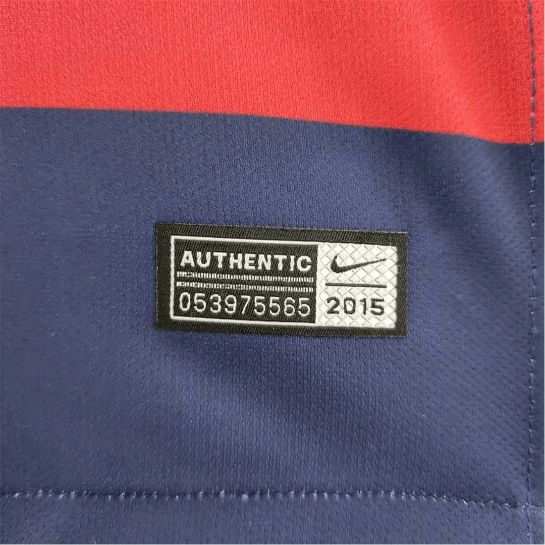 https://cdn.shopify.com/s/files/1/0826/7228/8075/files/20152016-fc-barcelona-qatar-airways-home-retro-kit-classickits433-401204.webp?v=1741197554
