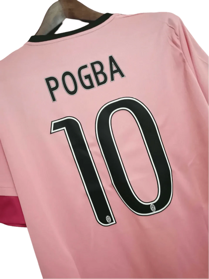 https://cdn.shopify.com/s/files/1/0826/7228/8075/files/20152016-juventus-jeep-away-retro-kit-short-sleeves-283171.webp?v=1741197281