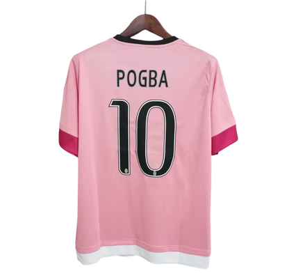 https://cdn.shopify.com/s/files/1/0826/7228/8075/files/20152016-juventus-jeep-away-retro-kit-short-sleeves-613679.webp?v=1741197282