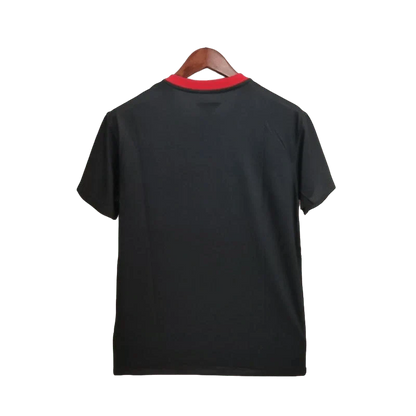 https://cdn.shopify.com/s/files/1/0826/7228/8075/files/20152016-portugal-away-black-retro-jersey-293723.webp?v=1741198517