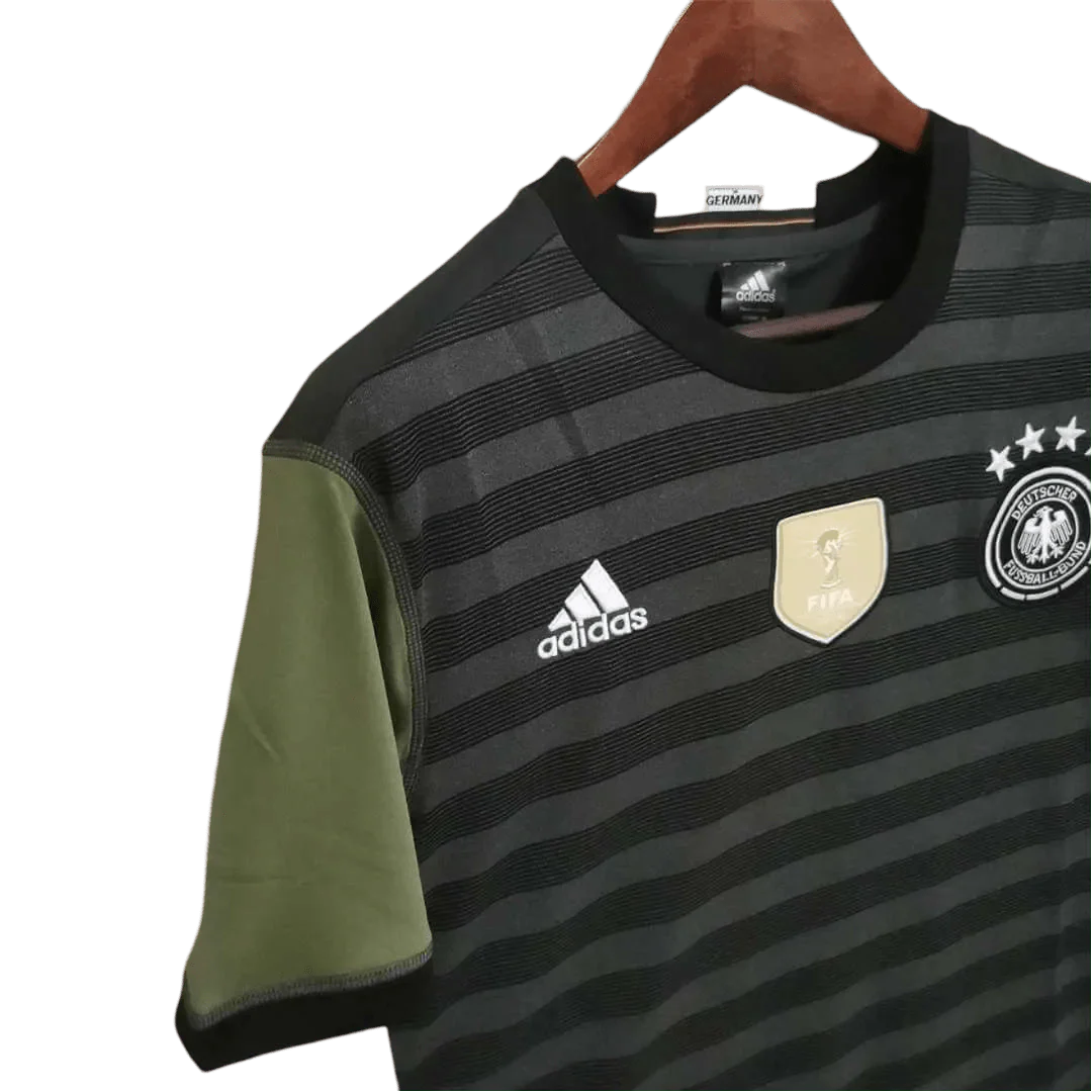 https://cdn.shopify.com/s/files/1/0826/7228/8075/files/2016-germany-away-retro-kit-939764.webp?v=1741197027