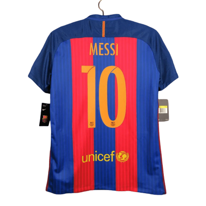 https://cdn.shopify.com/s/files/1/0826/7228/8075/files/20162017-fc-barcelona-qatar-airways-home-retro-kit-987514.webp?v=1741197479