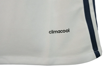 https://cdn.shopify.com/s/files/1/0826/7228/8075/files/20162017-real-madrid-fly-emirates-home-retro-kit-700987.webp?v=1741197451