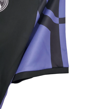 https://cdn.shopify.com/s/files/1/0826/7228/8075/files/20162017-real-madrid-fly-emirates-third-retro-kit-206336.webp?v=1741197450