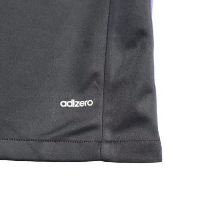 https://cdn.shopify.com/s/files/1/0826/7228/8075/files/20162017-real-madrid-fly-emirates-third-retro-kit-906027.webp?v=1741197447