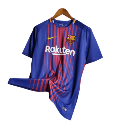 https://cdn.shopify.com/s/files/1/0826/7228/8075/files/20172018-fc-barcelona-rakuten-home-retro-kit-classickits433-384618.webp?v=1741197552