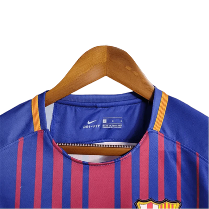 https://cdn.shopify.com/s/files/1/0826/7228/8075/files/20172018-fc-barcelona-rakuten-home-retro-kit-classickits433-552101.webp?v=1741197552