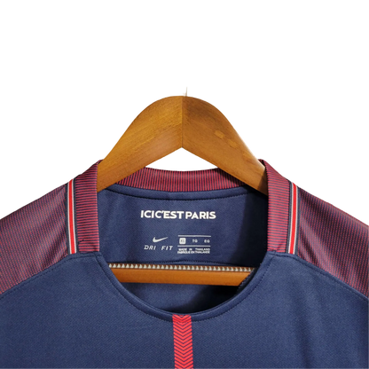 https://cdn.shopify.com/s/files/1/0826/7228/8075/files/20172018-paris-saint-germain-fly-emirates-home-retro-jersey-281838.webp?v=1741198011