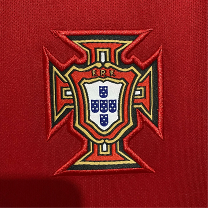 https://cdn.shopify.com/s/files/1/0826/7228/8075/files/2018-portugal-home-retro-kit-167083.webp?v=1741197181
