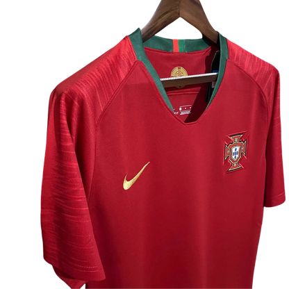 https://cdn.shopify.com/s/files/1/0826/7228/8075/files/2018-portugal-home-retro-kit-843078.webp?v=1741197181
