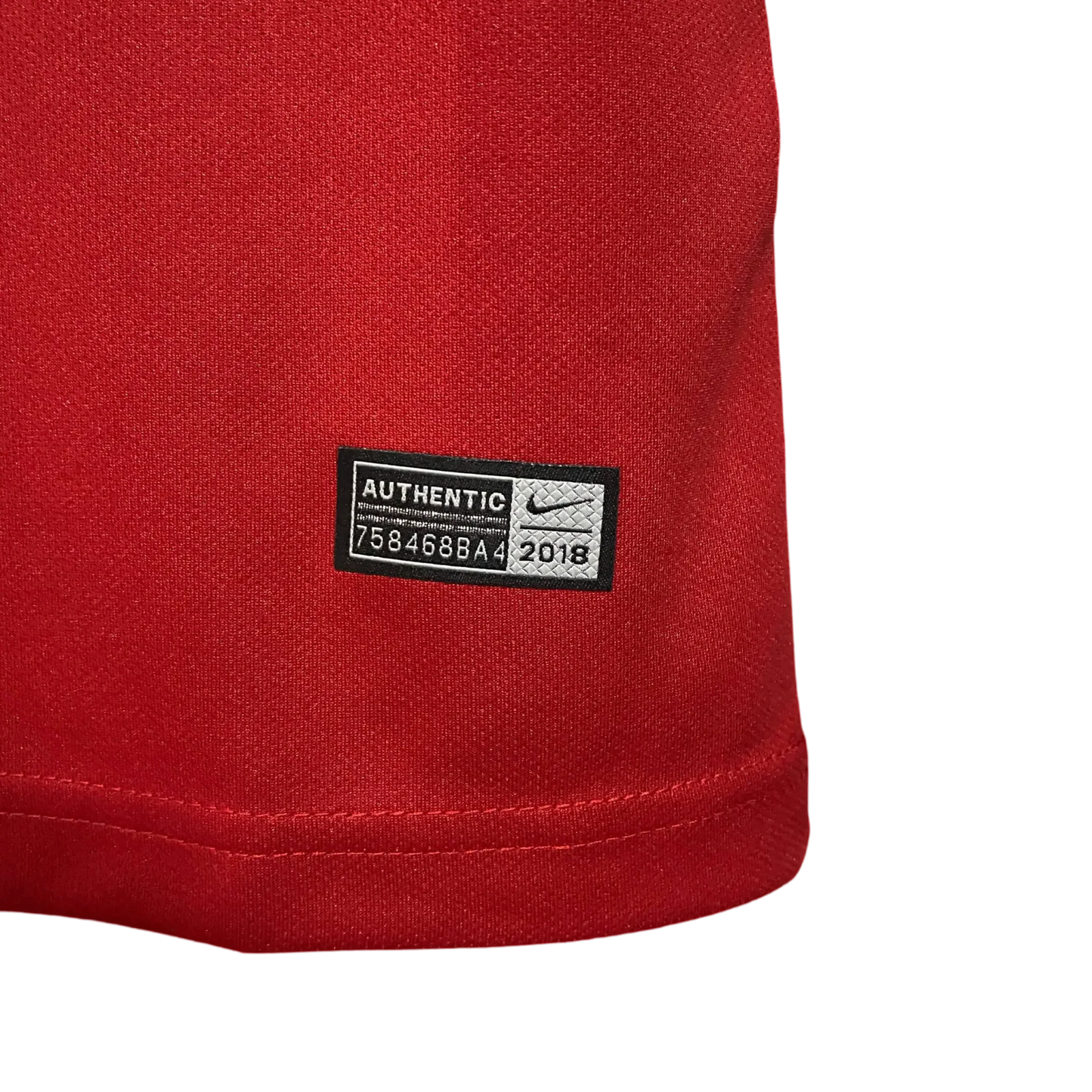https://cdn.shopify.com/s/files/1/0826/7228/8075/files/2018-portugal-home-retro-kit-986150.webp?v=1741197179