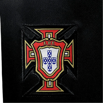 https://cdn.shopify.com/s/files/1/0826/7228/8075/files/2018-portugal-pre-match-training-retro-kit-572998.webp?v=1741197025