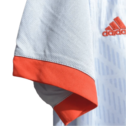 https://cdn.shopify.com/s/files/1/0826/7228/8075/files/2018-spain-away-retro-kit-585460.webp?v=1741197031