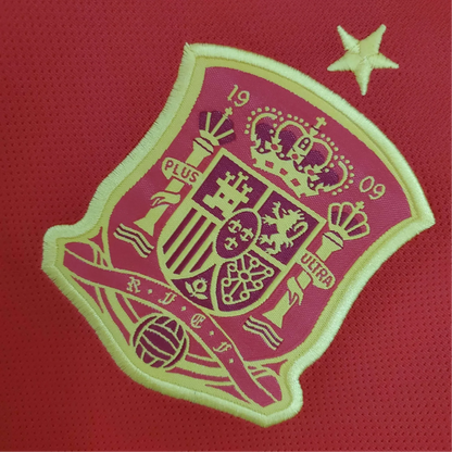 https://cdn.shopify.com/s/files/1/0826/7228/8075/files/2018-spain-home-retro-kit-487575.webp?v=1741197187