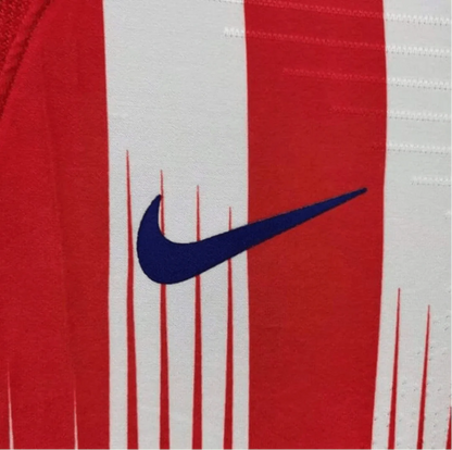 https://cdn.shopify.com/s/files/1/0826/7228/8075/files/20182019-atletico-madrid-plus500-home-vapormatch-retro-kit-classickits433-395113.webp?v=1741198279