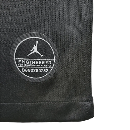 https://cdn.shopify.com/s/files/1/0826/7228/8075/files/20182019-paris-saint-germain-fly-emirates-long-sleeve-black-champions-league-retro-kit-415134.webp?v=1741197999