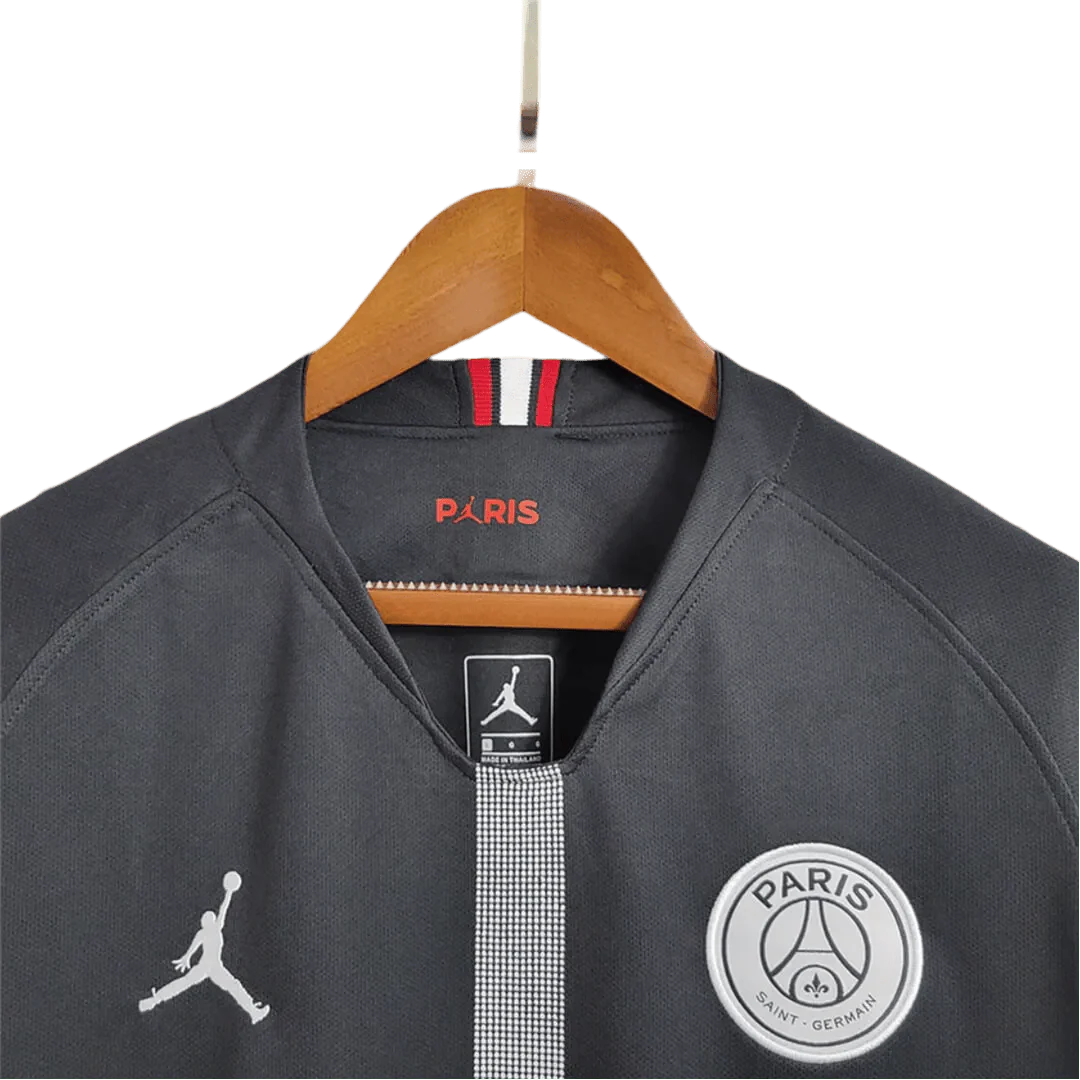 https://cdn.shopify.com/s/files/1/0826/7228/8075/files/20182019-paris-saint-germain-fly-emirates-long-sleeve-black-champions-league-retro-kit-913784.webp?v=1741198000