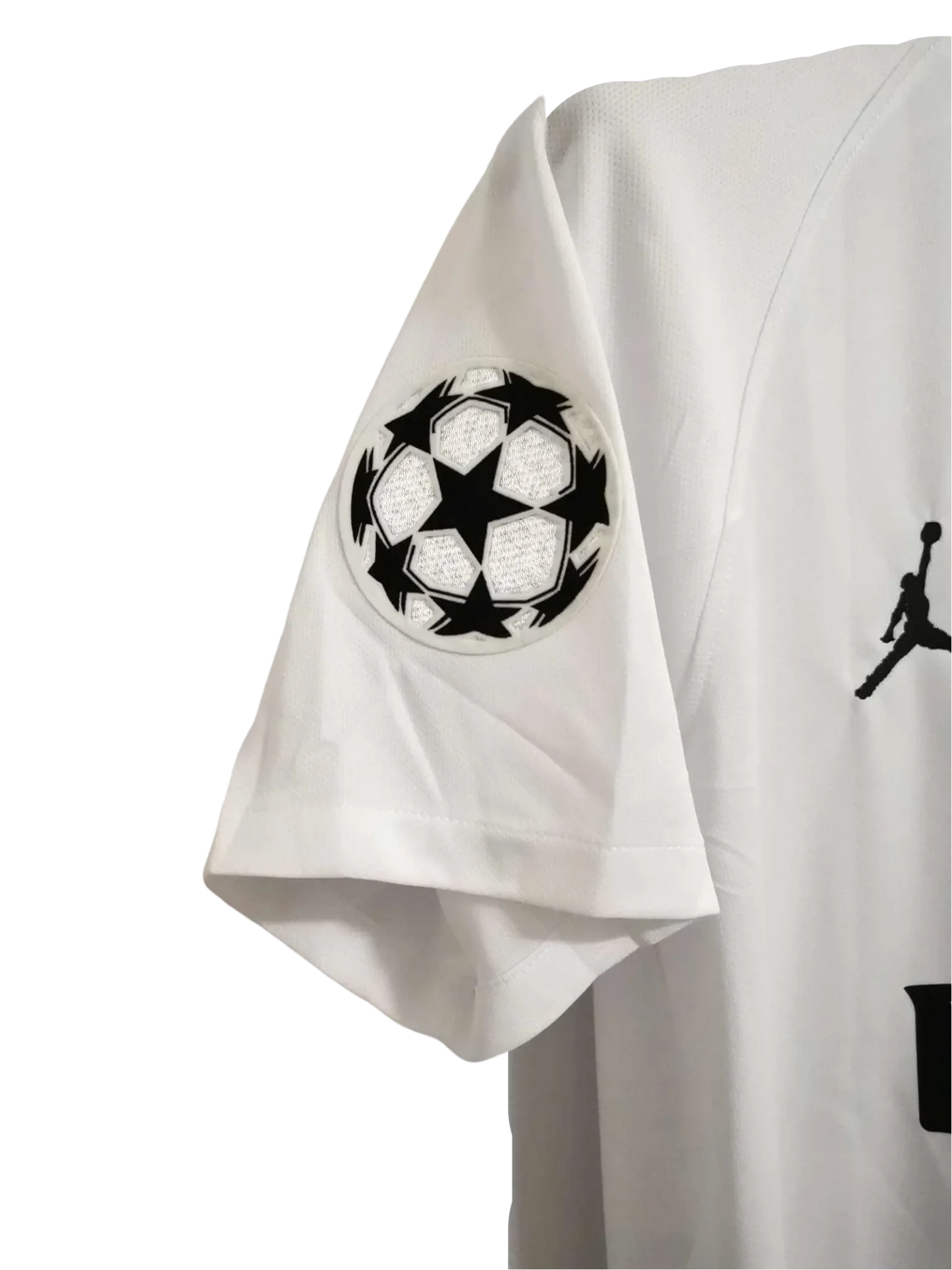 https://cdn.shopify.com/s/files/1/0826/7228/8075/files/20182019-paris-saint-germain-x-jordan-fly-emirates-white-retro-jersey-481688.webp?v=1741197996