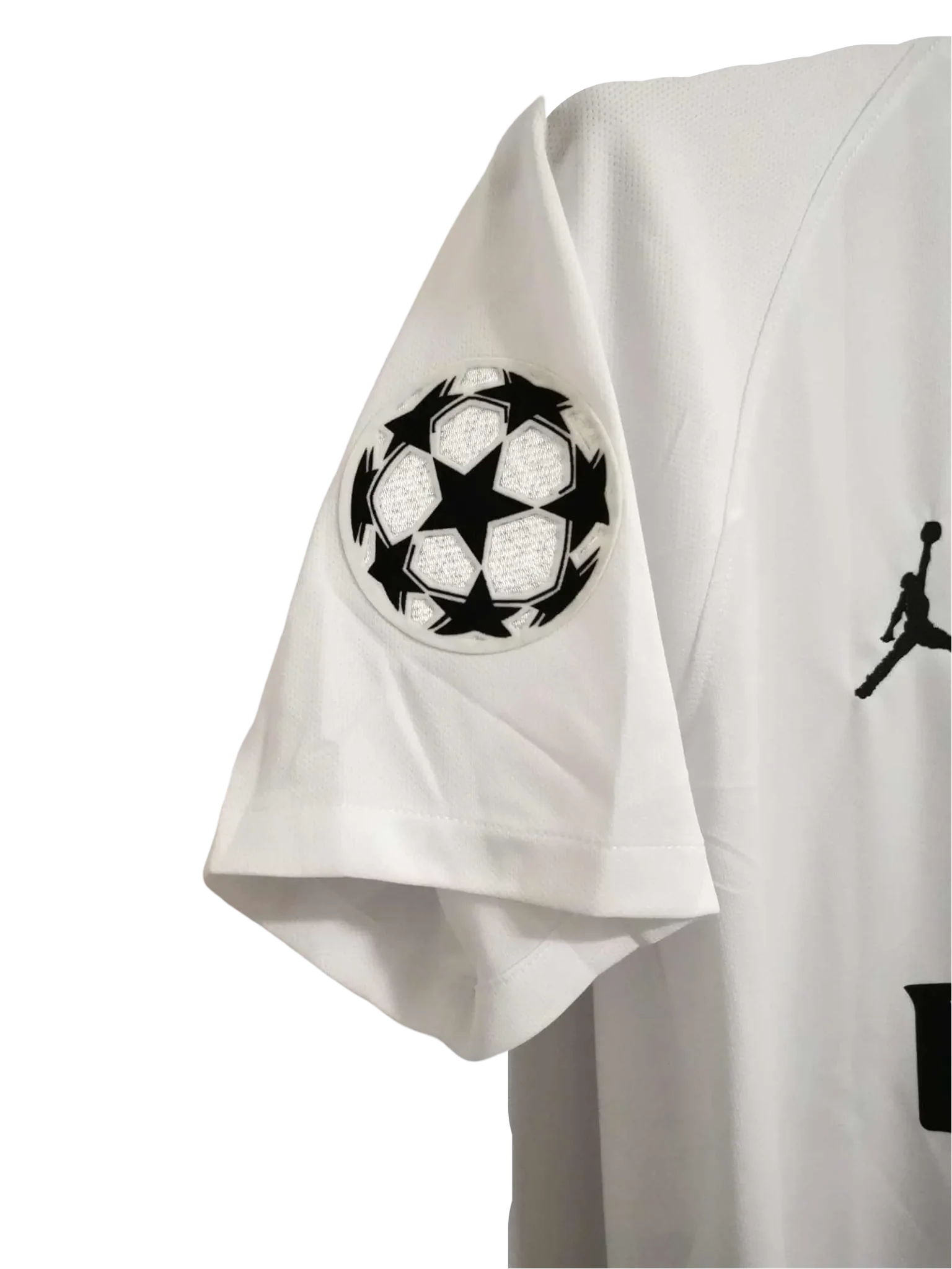 https://cdn.shopify.com/s/files/1/0826/7228/8075/files/20182019-paris-saint-germain-x-jordan-fly-emirates-white-retro-jersey-481688.webp?v=1741197996