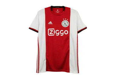 https://cdn.shopify.com/s/files/1/0826/7228/8075/files/20192020-ajax-ziggo-home-retro-kit-classickits433-757047.webp?v=1741199344