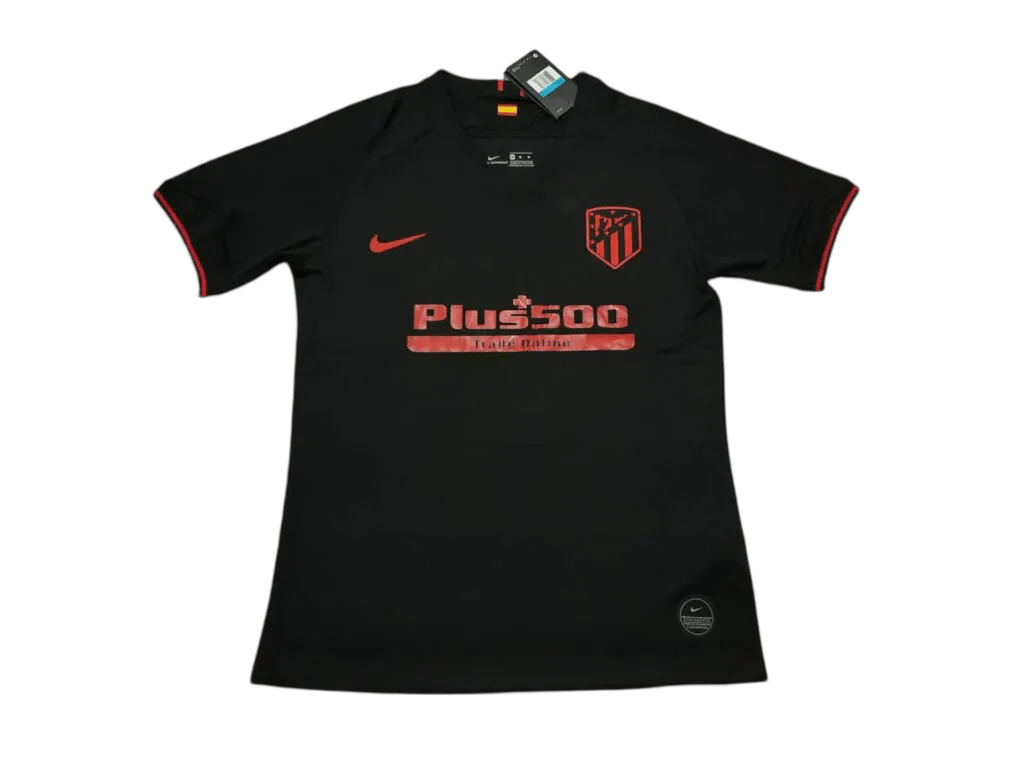 https://cdn.shopify.com/s/files/1/0826/7228/8075/files/20192020-atletico-madrid-plus500-away-black-retro-kit-classickits433-475869.webp?v=1741198270