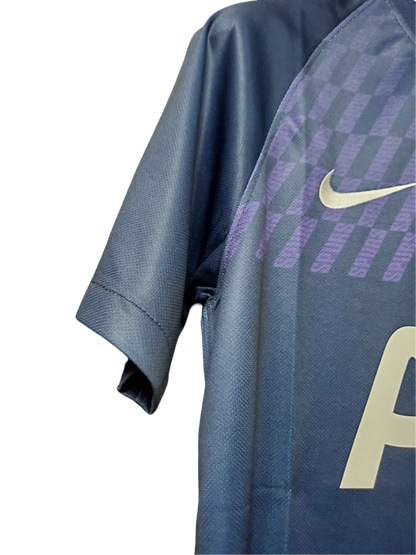 https://cdn.shopify.com/s/files/1/0826/7228/8075/files/20192020-tottenham-hotspur-aia-away-retro-kit-classickits433-360577.webp?v=1741198001