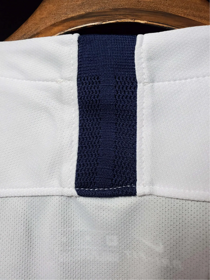 https://cdn.shopify.com/s/files/1/0826/7228/8075/files/20192020-tottenham-hotspur-aia-home-retro-kit-classickits433-430435.webp?v=1741198012