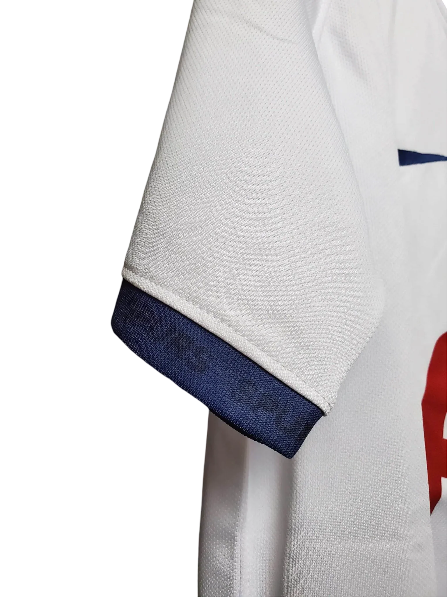 https://cdn.shopify.com/s/files/1/0826/7228/8075/files/20192020-tottenham-hotspur-aia-home-retro-kit-classickits433-974327.webp?v=1741198011