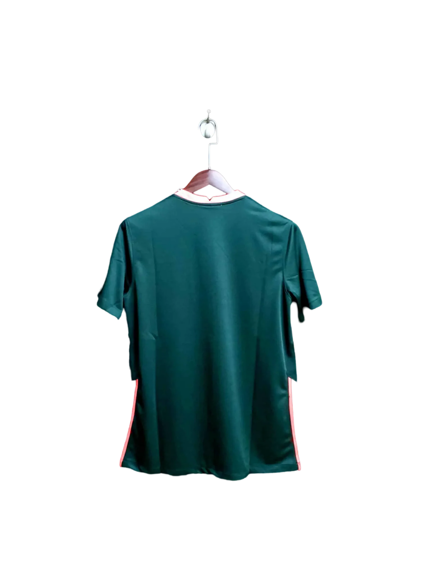 https://cdn.shopify.com/s/files/1/0826/7228/8075/files/20202021-tottenham-hotspur-aia-green-away-retro-kit-classickits433-272048.webp?v=1741198000