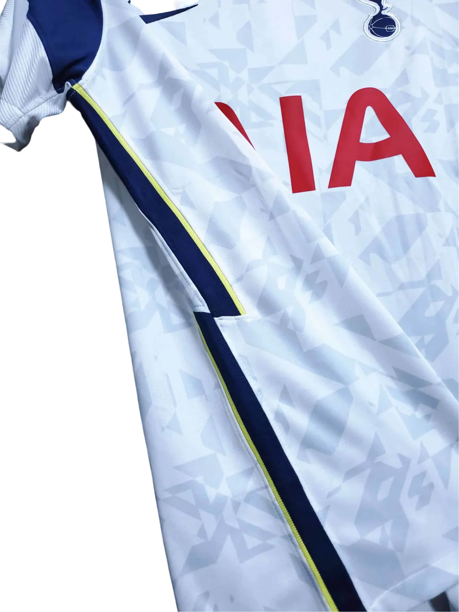 https://cdn.shopify.com/s/files/1/0826/7228/8075/files/20202021-tottenham-hotspur-aia-home-retro-kit-classickits433-274245.webp?v=1741198005