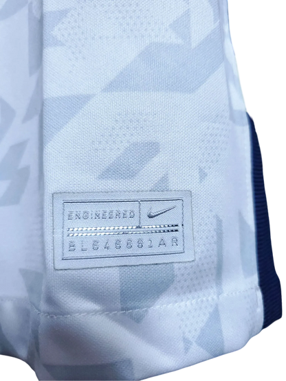 https://cdn.shopify.com/s/files/1/0826/7228/8075/files/20202021-tottenham-hotspur-aia-home-retro-kit-classickits433-276149.webp?v=1741198009