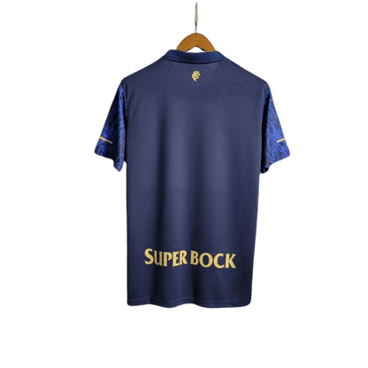 https://cdn.shopify.com/s/files/1/0826/7228/8075/files/20222023-fc-porto-betano-jersey-special-edition-790312.png?v=1747190382