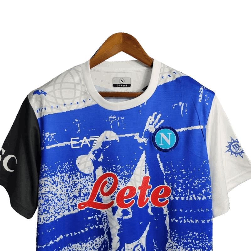 https://cdn.shopify.com/s/files/1/0826/7228/8075/files/20232024-napoli-maradona-blue-lete-jersey-special-edition-779802.png?v=1747292523