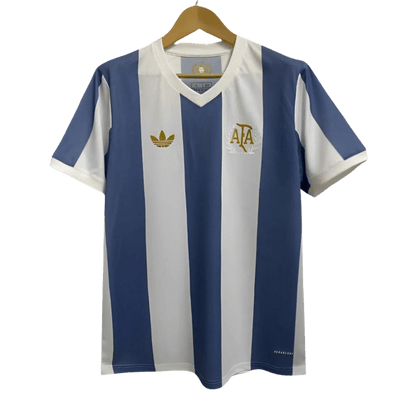 https://cdn.shopify.com/s/files/1/0826/7228/8075/files/2024-argentina-50th-anniversary-jersey-limited-edition-173079.png?v=1748622528