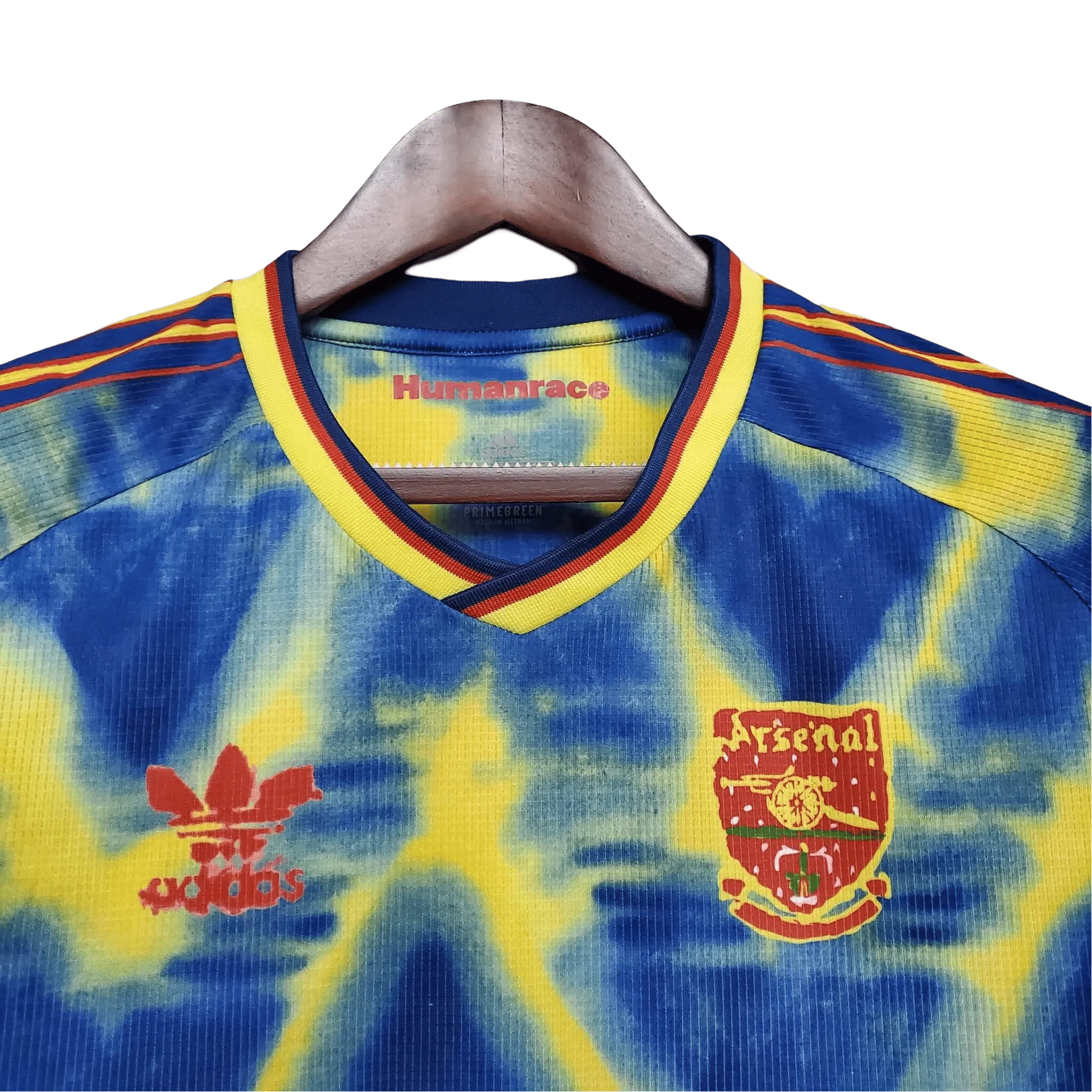 https://cdn.shopify.com/s/files/1/0826/7228/8075/files/arsenal-humanrace-limited-edition-classickits433-100350.webp?v=1741198465