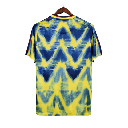 https://cdn.shopify.com/s/files/1/0826/7228/8075/files/arsenal-humanrace-limited-edition-classickits433-908361.webp?v=1741198465