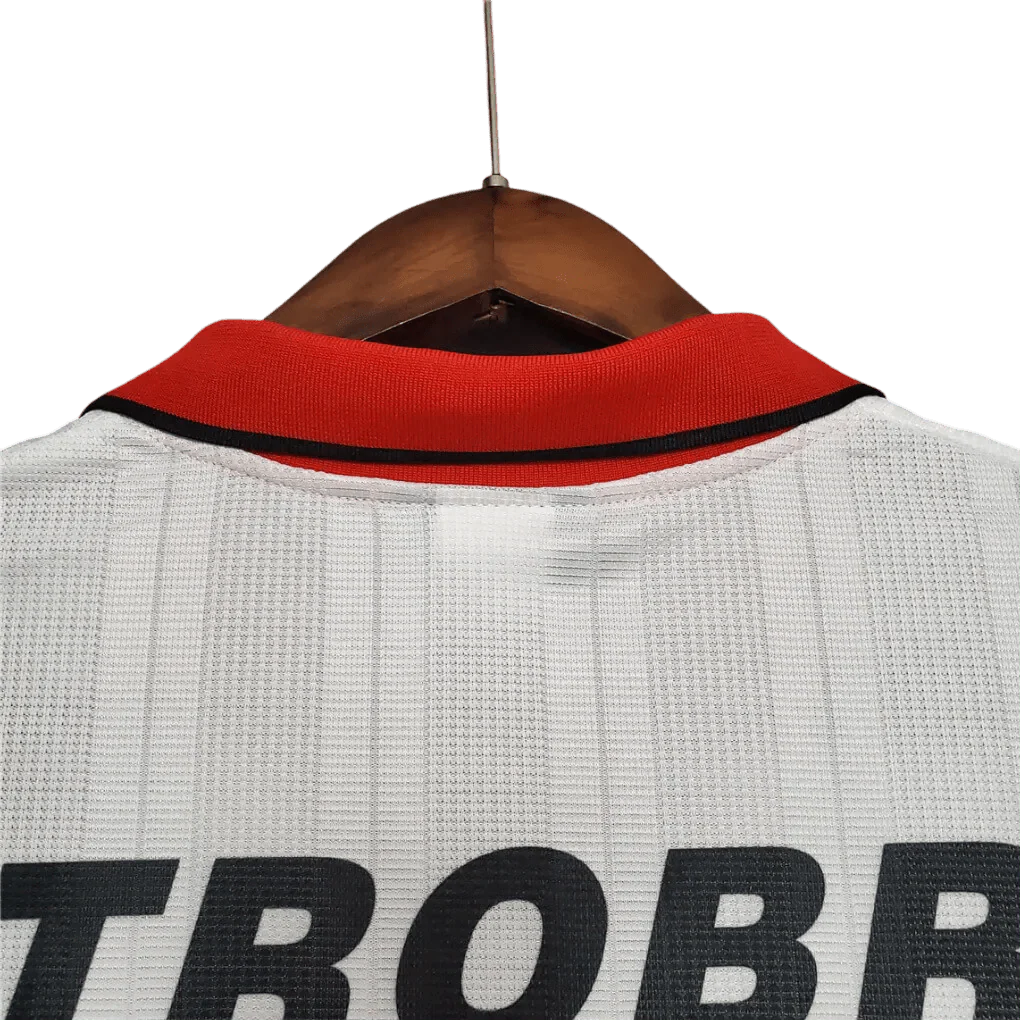https://cdn.shopify.com/s/files/1/0826/7228/8075/files/flamengo-fc-lubrax-100th-anniversary-away-retro-jersey-874024.webp?v=1741197161